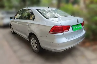 Volkswagen Santana 2015, 171900 км, за 4611 USD