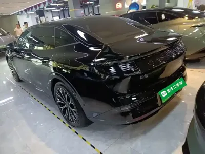 Zeekr 007 2024, 13200 км, за 23736.88 USD
