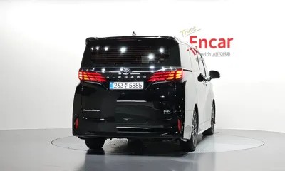 Toyota Alphard 2025, 27445 км, за 69996.08 USD