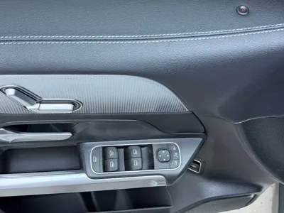 Mercedes-Benz GLB 2021, 51000 км, за 22457.51 USD