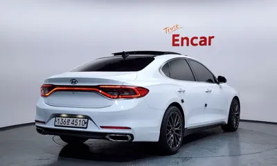 Hyundai Grandeur 2018, 95118 км, за 10505.45 USD
