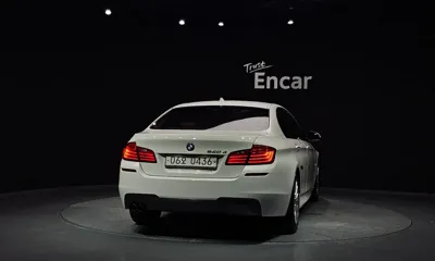 BMW 5-Series 2016, 121305 км, за 10510.32 USD