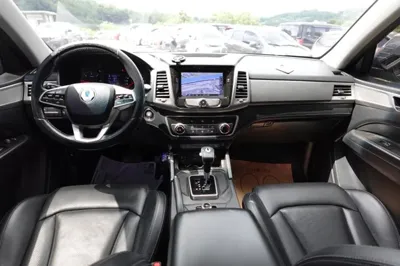 KG_Mobility_Ssangyong Rexton 2019, 93233 км, за 9761.02 USD