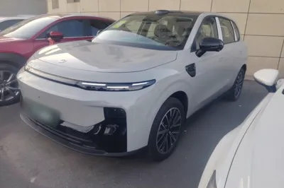 Leapmotor B10 · 2025 год