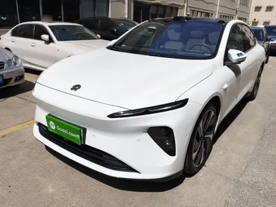 Nio ET7 · 2022 год