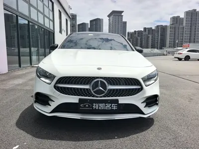 Mercedes-Benz A-Class 2019, 44000 км, за 12589.14 USD