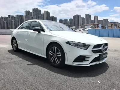 Mercedes-Benz A-Class 2019, 44000 км, за 12589.14 USD
