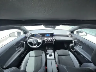 Mercedes-Benz A-Class 2019, 44000 км, за 12589.14 USD