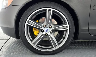 Volvo C70 2007, 89913 км, за 5720.6 USD