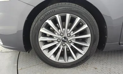 Kia K7 2019, 63435 км, за 11430.46 USD