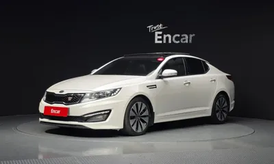 Kia K5 · 2012 год