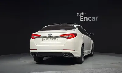 Kia K5 2012, 128799 км, за 3479.06 USD