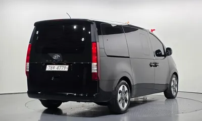 Hyundai Staria 2022, 89103 км, за 16263.35 USD