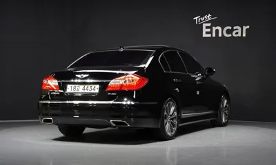 Hyundai Genesis 2013, 190849 км, за 2620.86 USD