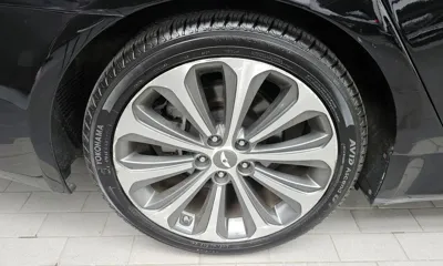 Hyundai Genesis 2013, 190849 км, за 2620.86 USD