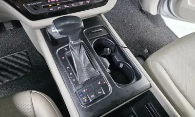Kia Canival 2018, 376126 км, за 3778.5 USD - фото 9