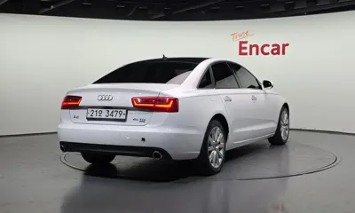 Audi A6 2015, 141842 км, за 4690.56 USD