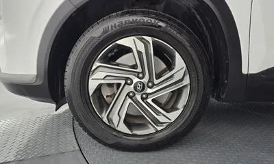 Hyundai Santafe 2021, 63501 км, за 12929.85 USD