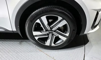Kia Sorento 2023, 47273 км, за 22134.12 USD