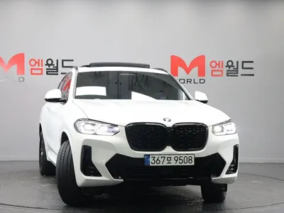 BMW X4 2024, 10955 км, за 40238.94 USD