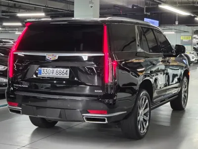 Cadillac Escalade 2023, 59000 км, за 53163.98 USD
