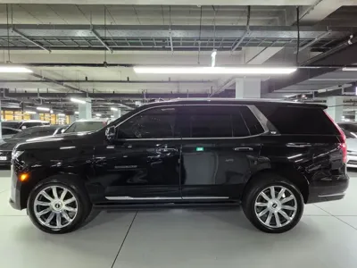 Cadillac Escalade 2023, 59000 км, за 53163.98 USD