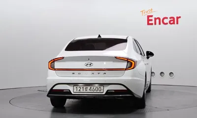 Hyundai Sonata 2020, 105632 км, за 8462.55 USD