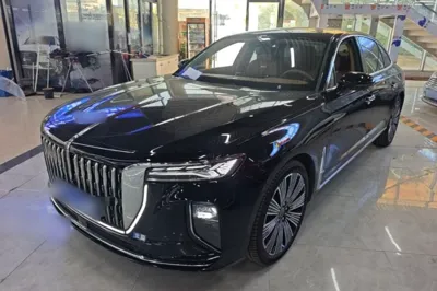 Hongqi H9 · 2025 год