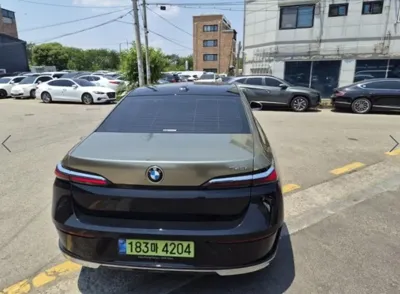 BMW 7-Series 2023, 37113 км, за 65772.12 USD