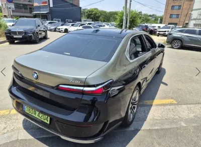 BMW 7-Series 2023, 37113 км, за 65772.12 USD
