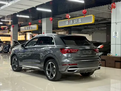 Audi Q3 2022, 43000 км, за 25713.56 USD
