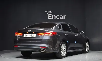 Kia K5 2016, 160049 км, за 4297.71 USD