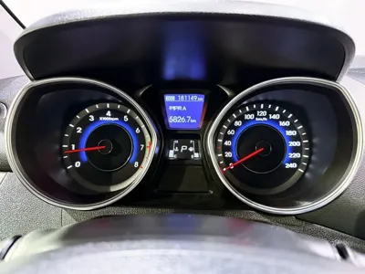 Hyundai Avante 2014, 181123 км, за 1850.87 USD