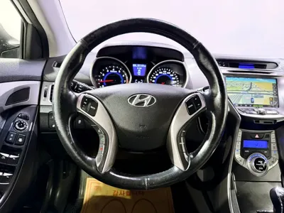 Hyundai Avante 2014, 181123 км, за 1850.87 USD - фото 6