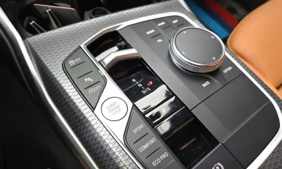 BMW 3-Series 2023, 8504 км, за 28990.24 USD - фото 9