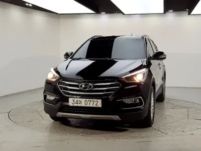 Hyundai Santafe 2016, 187596 км, за 5081.44 USD