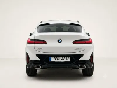 BMW X4 2023, 32254 км, за 29903.13 USD
