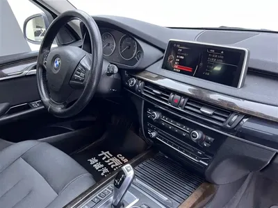 BMW X5 (Import)