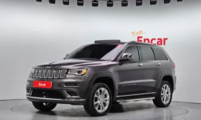 Jeep Cherokee · 2021 год