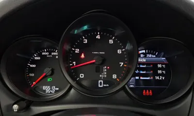 Porsche Macan 2021, 65513 км, за 32164.89 USD - фото 8