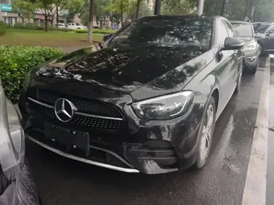 Mercedes-Benz E-Class 2021, 58200 км, за 28331.35 USD