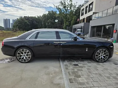 Rolls-Royce Ghost · 2016 год