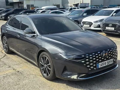 Hyundai Grandeur 2021, 34232 км, за 18511.23 USD