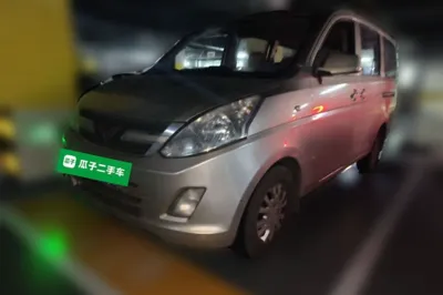 Wuling Rongguang V · 2016 год