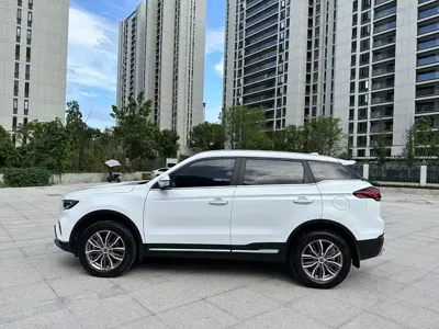 Geely Boyue 2021, 50000 км, за 7855.75 USD