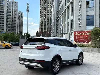 Geely Boyue 2021, 50000 км, за 7855.75 USD - фото 9
