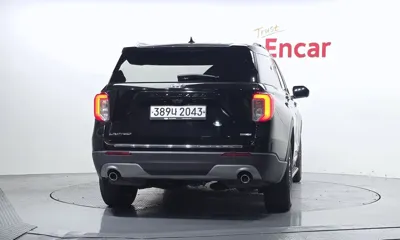 Ford Explorer 2020, 108640 км, за 14113.17 USD