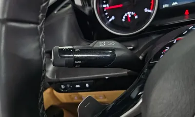 Kia Canival 2023, 99477 км, за 16113.39 USD - фото 20