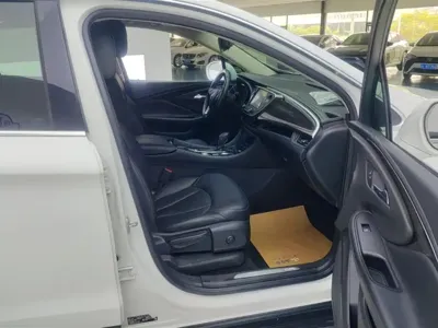 Buick Envision Plus 2018, 99100 км, за 8210.55 USD - фото 8