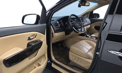 Kia Canival 2019, 116107 км, за 10744.28 USD - фото 10